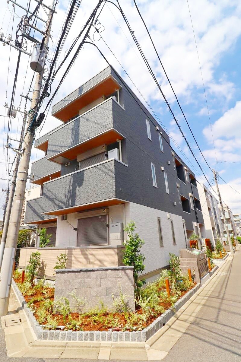 Blancheneige　A棟の物件外観写真