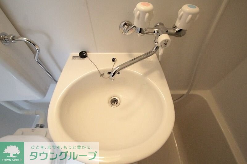 with plunts 北町の物件内観写真