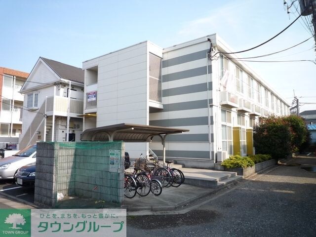 レオパレス第２大泉の物件外観写真