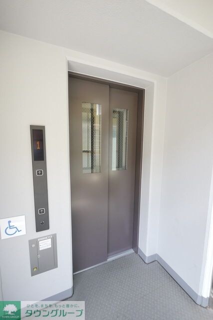 フレンシア ノイエ 成増の物件内観写真