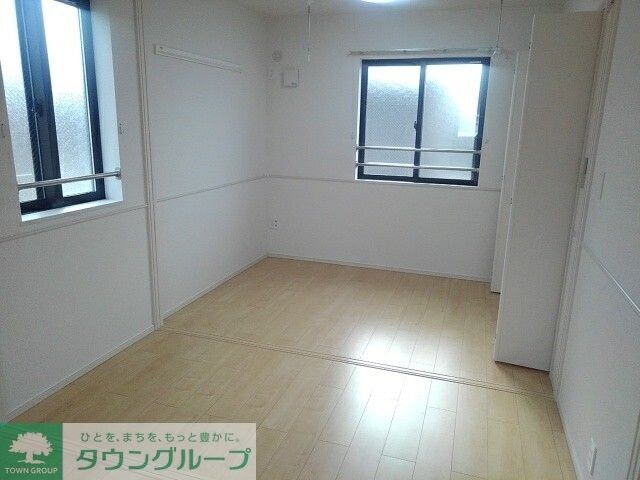 グランクレールＢの物件内観写真