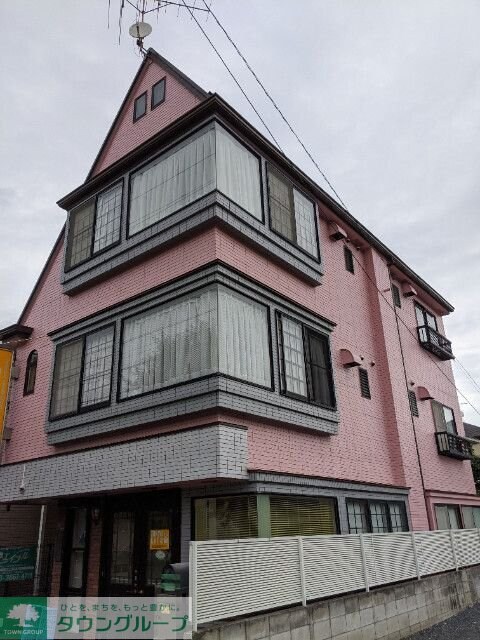 イースト・パラシオンの物件外観写真