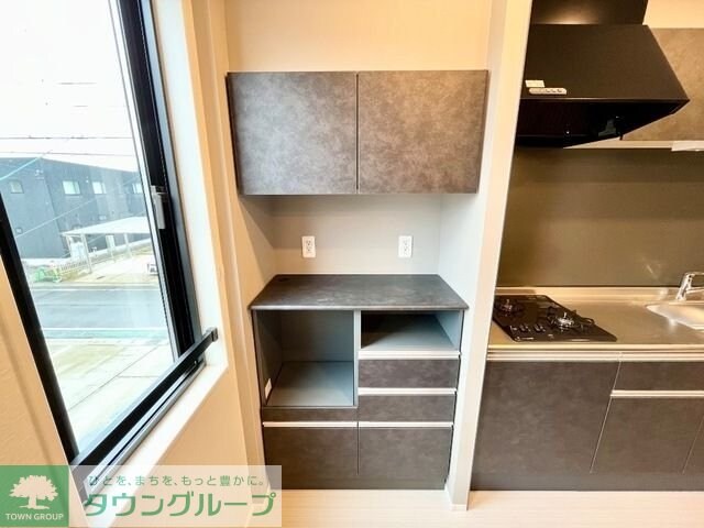 レヴメゾン神山四番館の物件内観写真