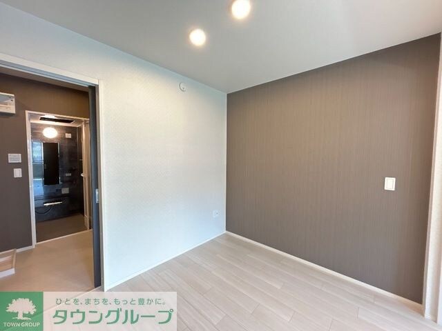 レヴメゾン神山四番館の物件内観写真