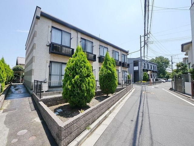 レオパレスコンフォート平松の物件外観写真