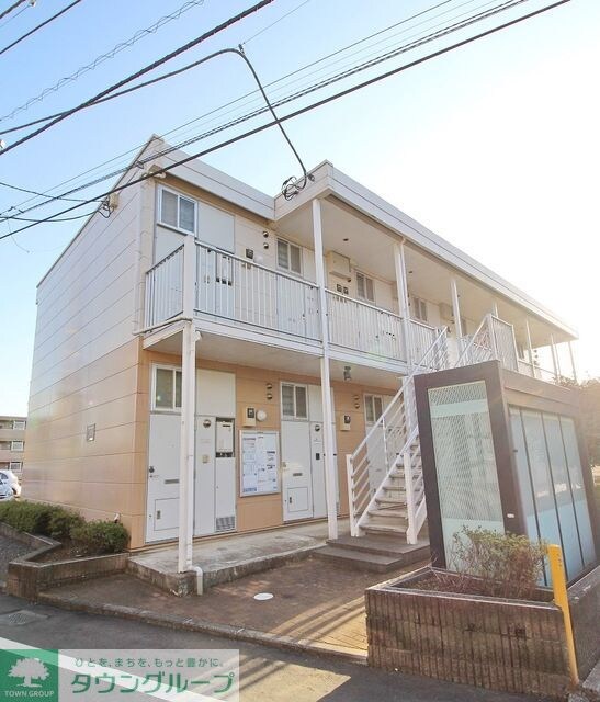 レオパレスグレイスIIの物件外観写真