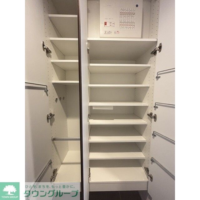 コンフォリア・リヴ八坂富士見の物件内観写真