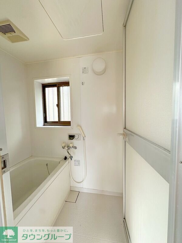 本町2丁目貸家の物件内観写真