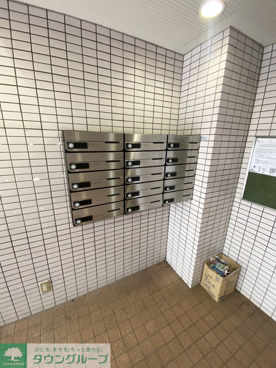 サンクローネ滝山の物件内観写真