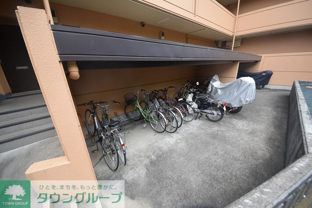 サニーエステートの物件内観写真