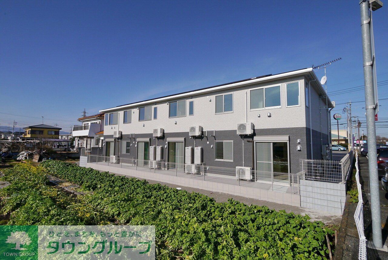 スカイティーナの物件外観写真