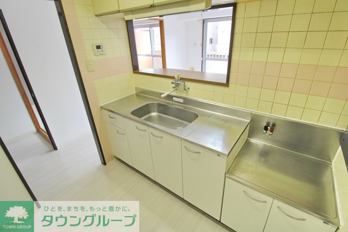 サニーエステートの物件内観写真