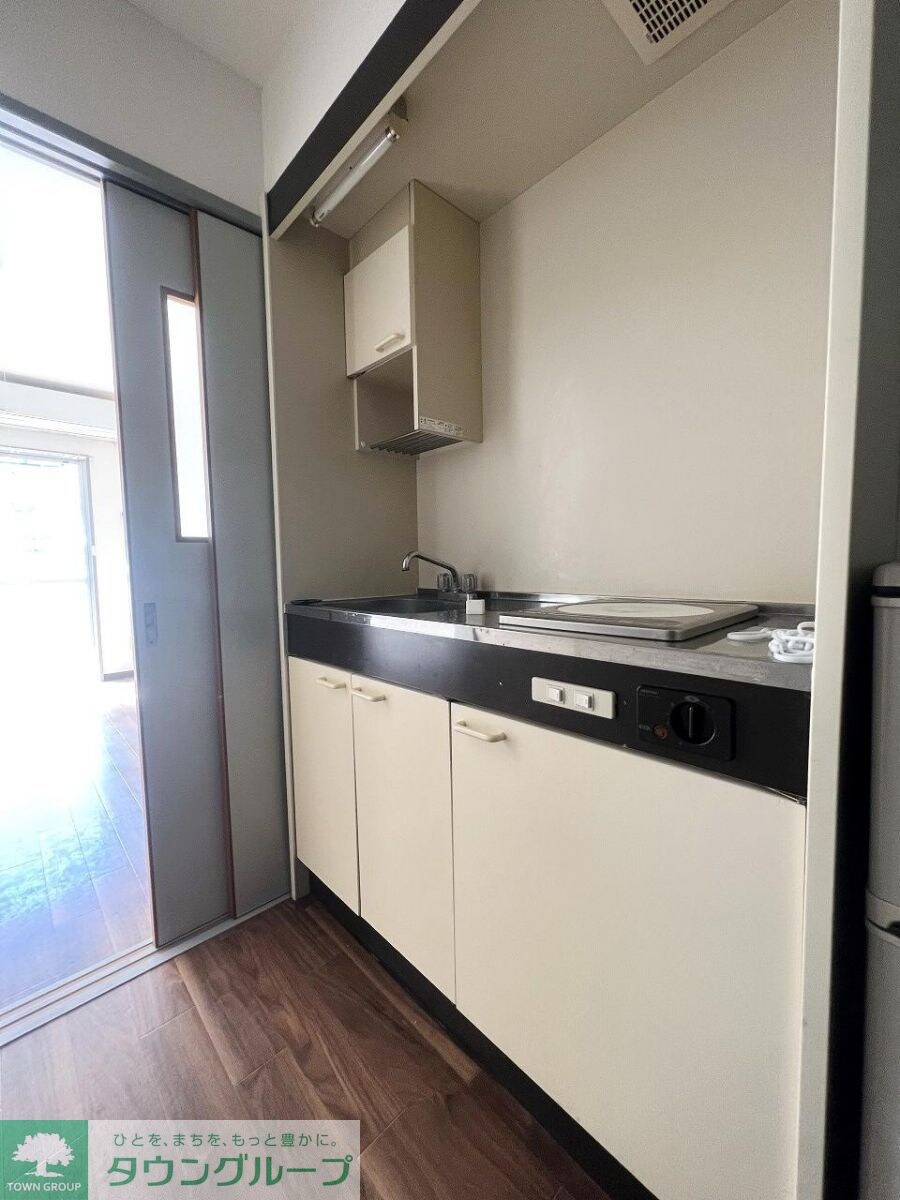 フラワーハイツＣ棟の物件内観写真