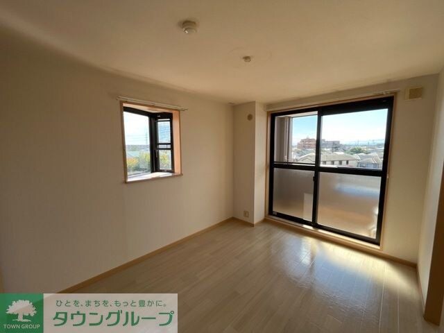 ラ・エルシオンの物件内観写真