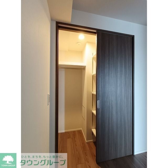 コンフォリア・リヴ八坂富士見の物件内観写真