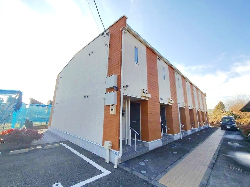 レオネクストハイム　トミの物件外観写真