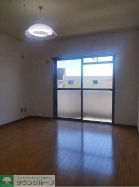 サンシャインヒルの物件内観写真