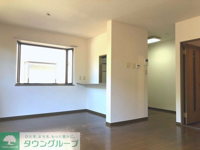 ロイヤルガーデン　壱～七番館の物件内観写真