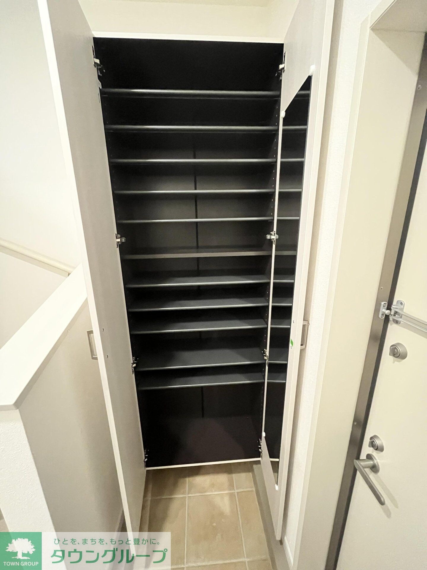 セレスティアル福生の物件内観写真