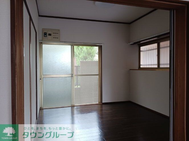 福生市南田園3-6-8戸建の物件内観写真