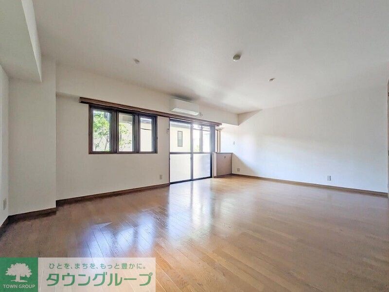 リフィーネめじろ台の物件内観写真