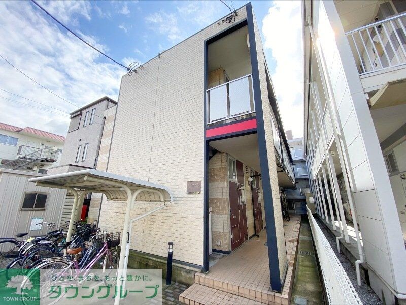 レオパレスエトワール栄町IIの物件外観写真