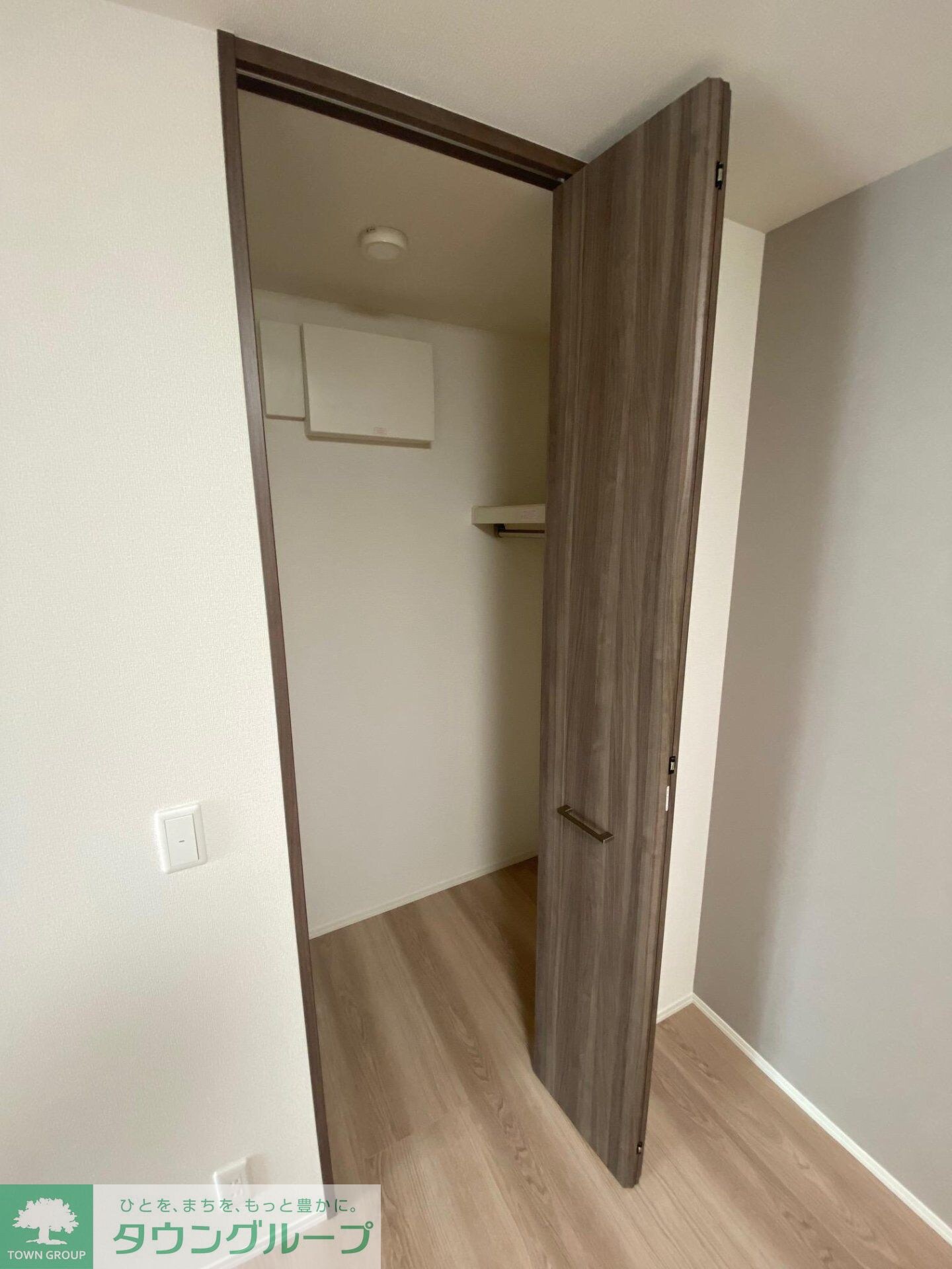 ノーブルパレス上木崎の物件内観写真