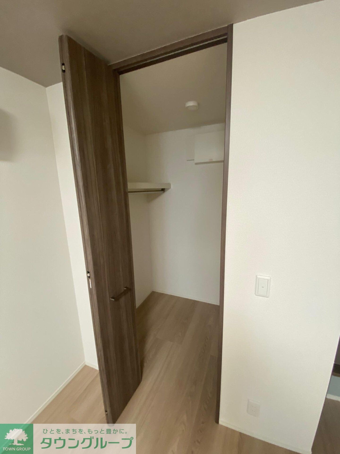 ノーブルパレス上木崎の物件内観写真