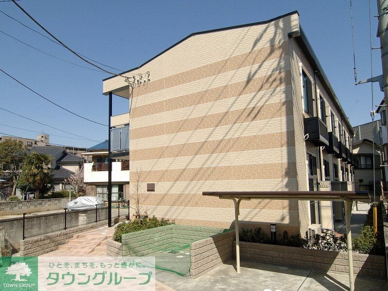 レオパレスリュウタロウの物件外観写真