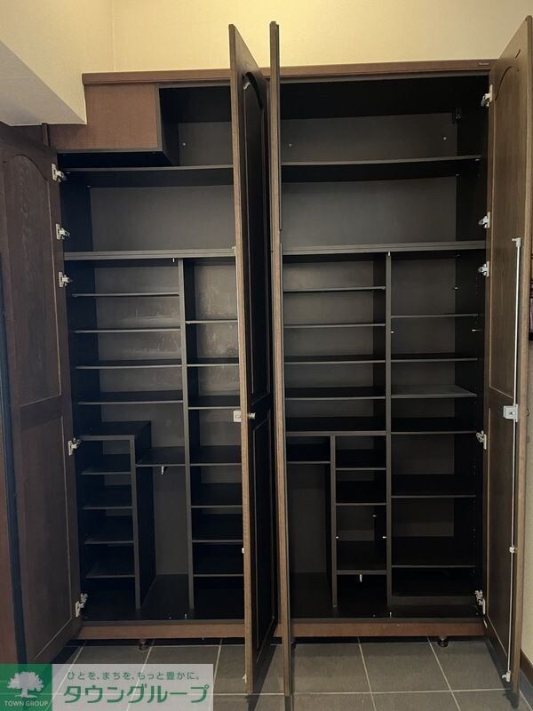 フローレンスパークの物件内観写真