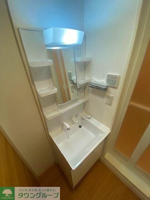 ＲＩＳ 伍番館の物件内観写真