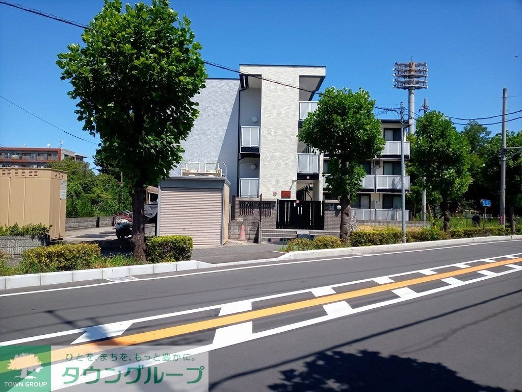 レオパレスパークビューの物件外観写真