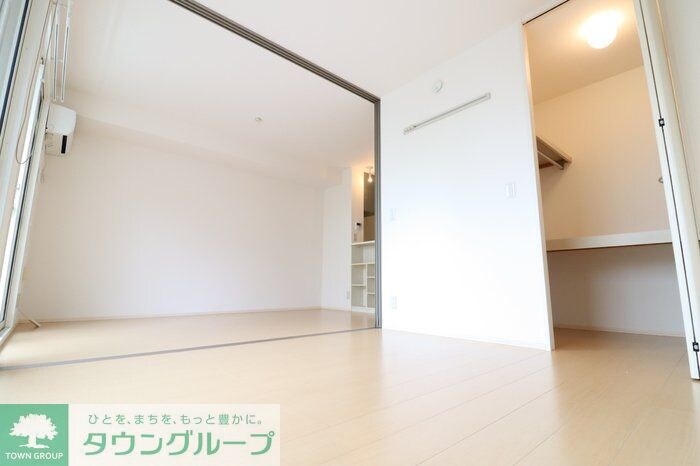 クレセント・シャンブルの物件内観写真