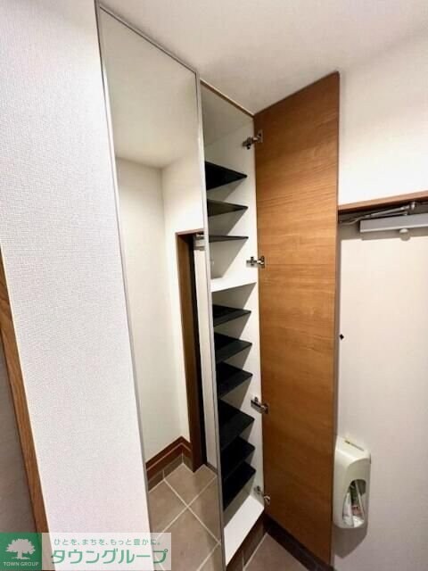 プレミアガレージ川口石神Iの物件内観写真