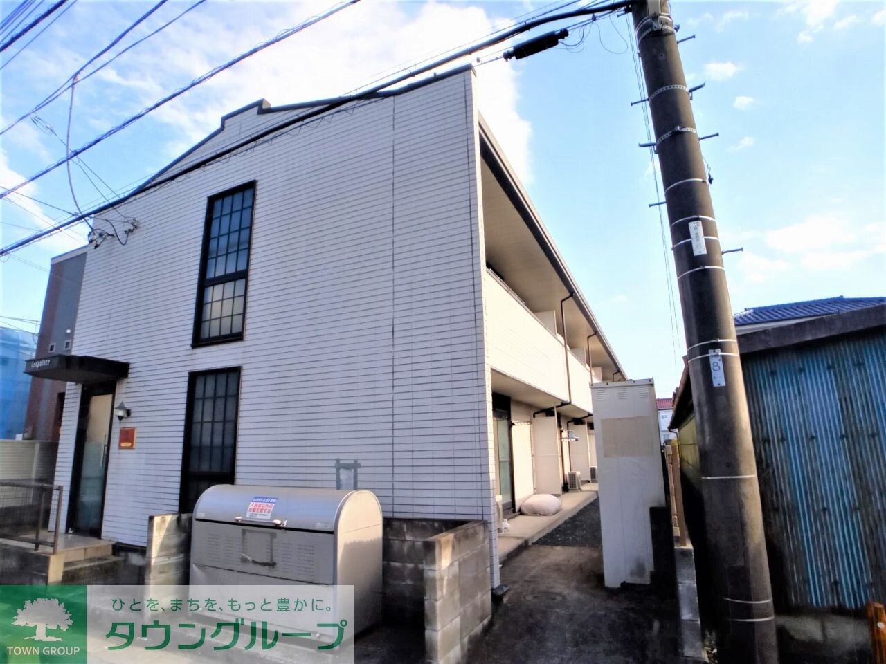 レオパレスツーエイトの物件外観写真