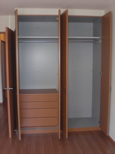 パイン・ツリーの物件内観写真