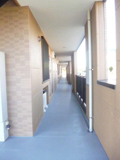 パイン・ツリーの物件内観写真