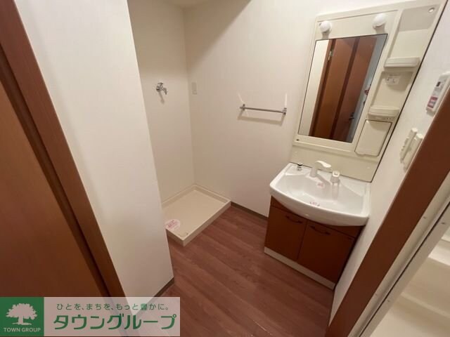 パイン・ツリーの物件内観写真