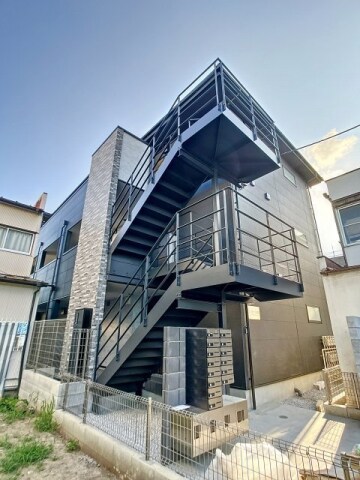 コンフォート川口の物件外観写真