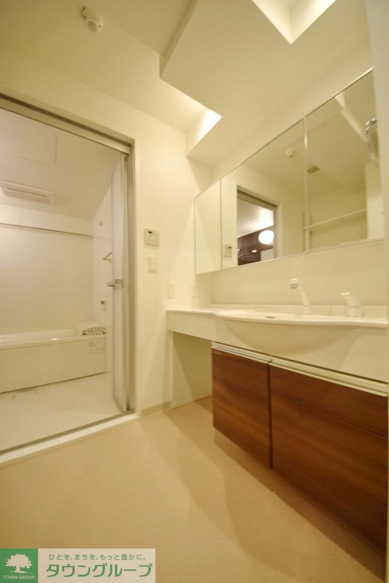 ラフレ東川口の物件内観写真