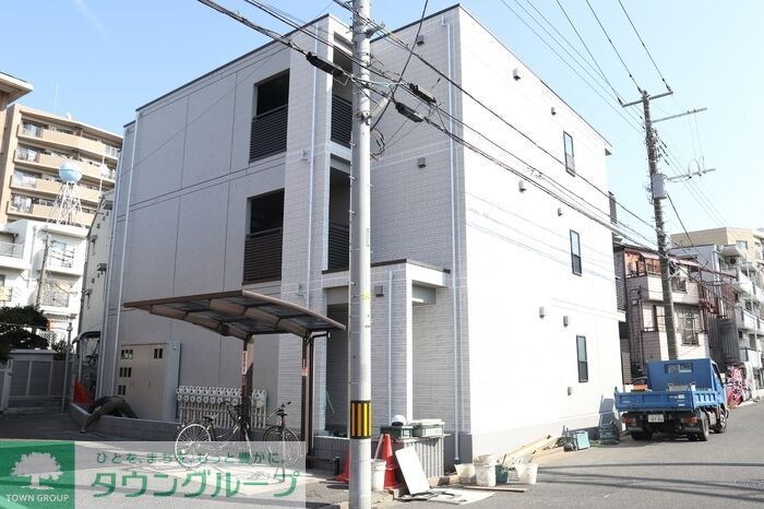 パルナシウスの物件外観写真