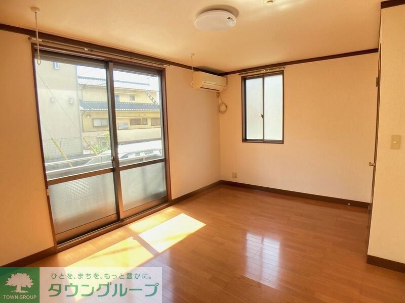 ウエストアリーナの物件内観写真