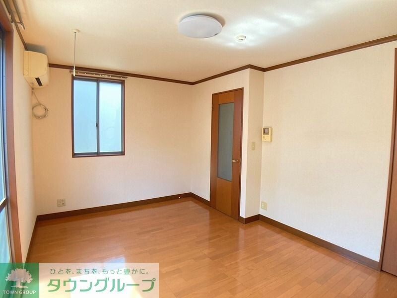 ウエストアリーナの物件内観写真