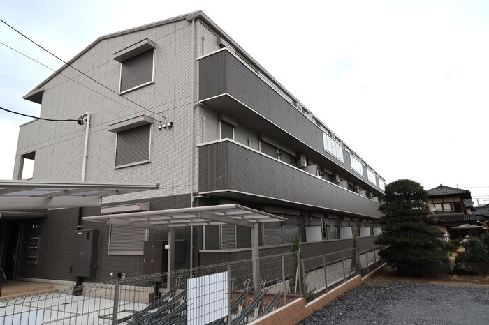 ルシエール上尾原市の物件外観写真