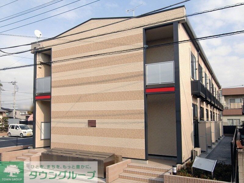 レオパレスラ　ティーダの物件外観写真