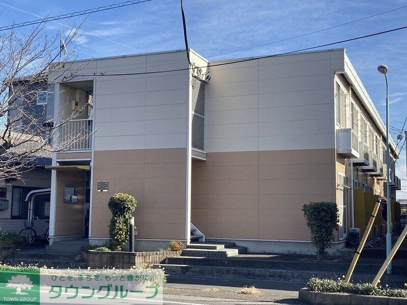 レオパレスルミエールIIIの物件外観写真