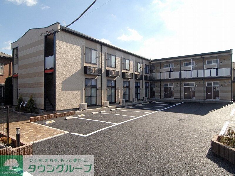 レオパレスアポロの物件外観写真