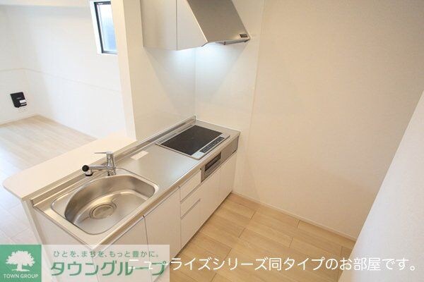 ヴィラ・アルジャンテの物件内観写真