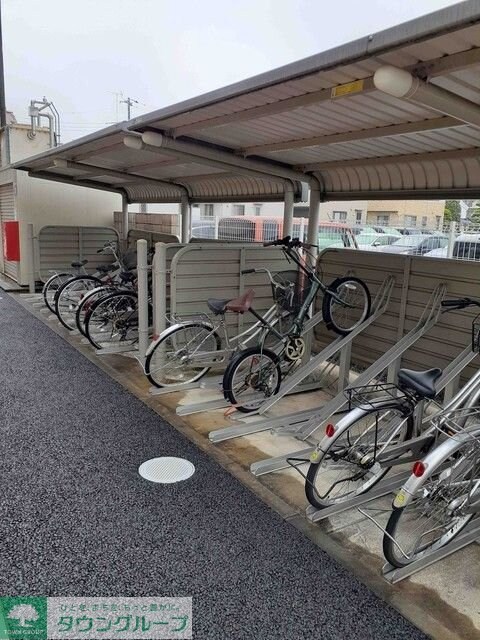 ホワイトヒルズドリ－バ－デンIIIの物件内観写真