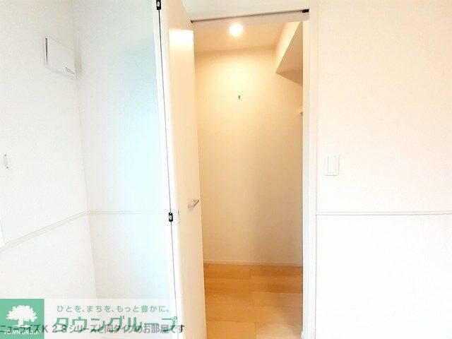 ヒカルサ加須イーストIIの物件内観写真